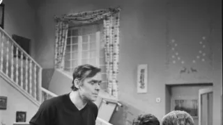 Taková normální rodinka (1/8)