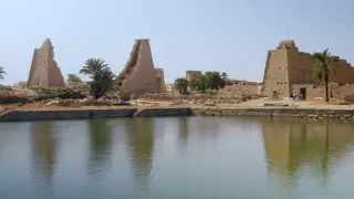 Achnaton: Tajemství zapomenutého faraona