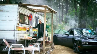 Pod rouškou temnoty