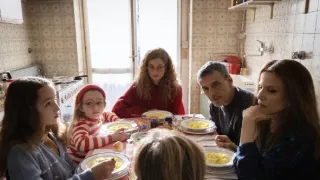 Geniální přítelkyně IV (2/10)