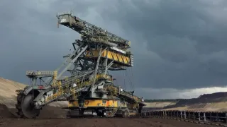 Ocelová monstra (1)