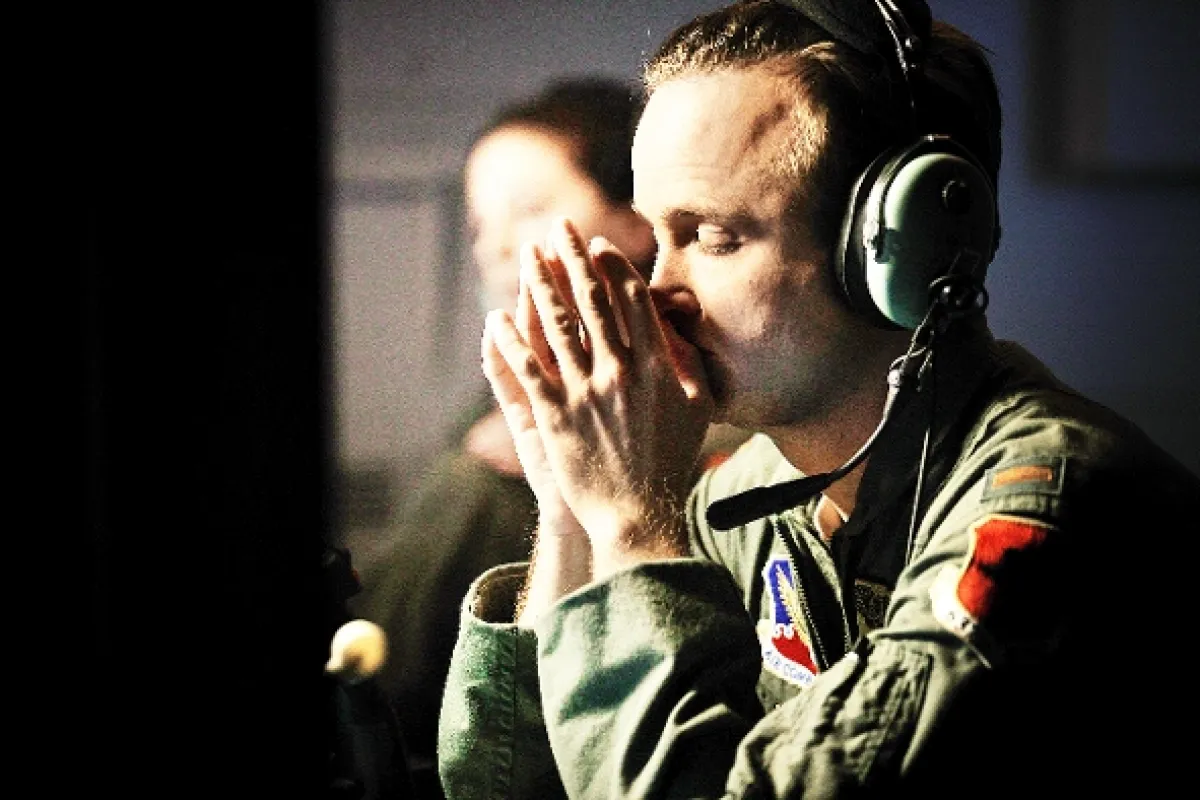 Oko v oblacích (Eye in the Sky), 2015 - fotogaléria