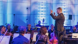 Petr Bende s hity Petra Nováka