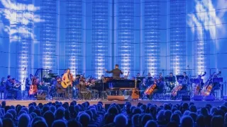 Petr Bende s hity Petra Nováka