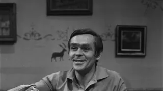 Taková normální rodinka (5/8)