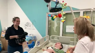 Nech plakat jen polovinu srdce