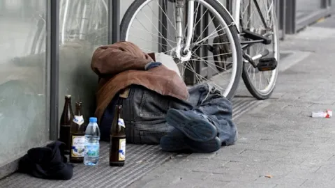 Na ulici v závislosti