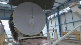 Nákladní kolosy v oblacích