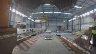 Nákladní kolosy v oblacích