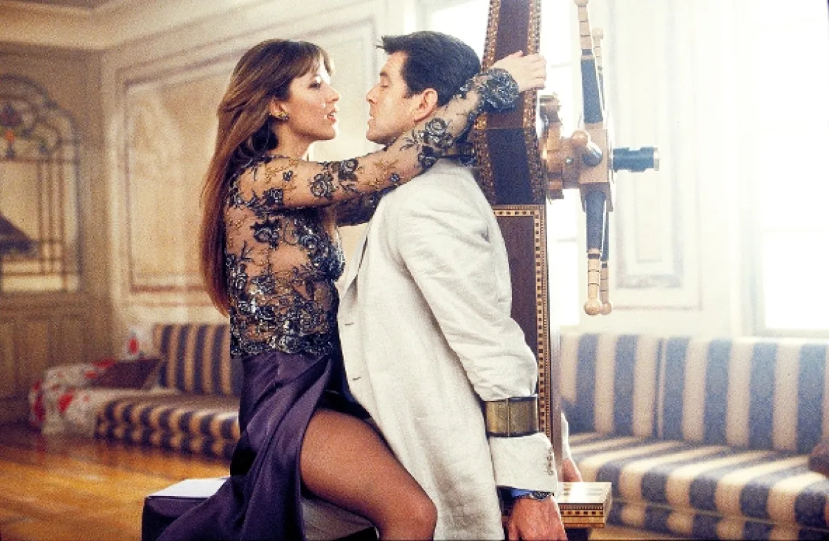 James Bond: Jeden svet nestačí (The World Is Not Enough) - fotogaléria