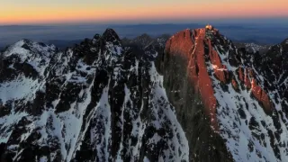 Svoboda pod nákladem