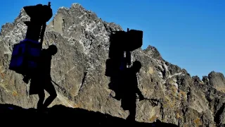 Svoboda pod nákladem