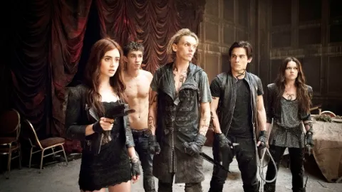 Mortal Instruments: Město z kostí