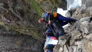 K Pacifiku přes Coast Mountains