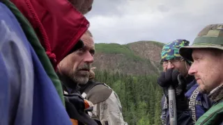 K Pacifiku přes Coast Mountains