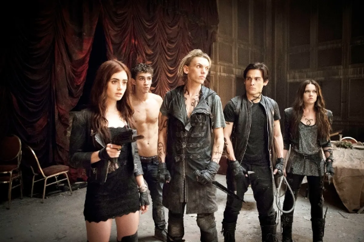 Mortal Instruments: Město z kostí (Mortal Instruments: City of Bones), 2013 - fotogaléria