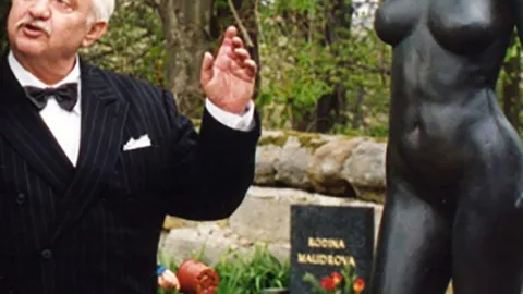 Černá slečna slečna Černá