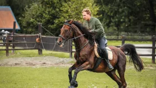 O lidech a koních (6)