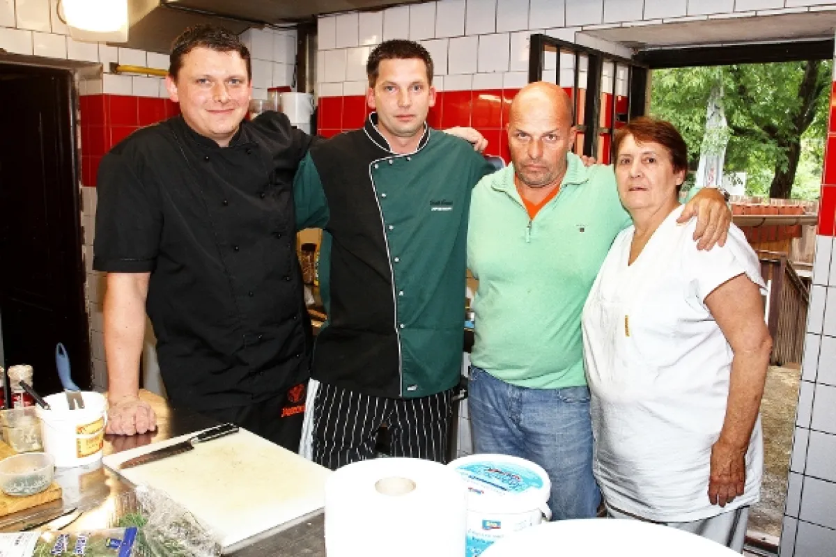 Ano, šéfe! - fotogaléria