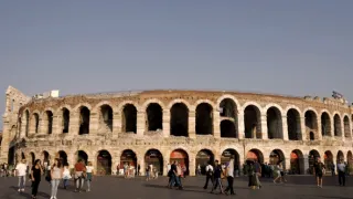 Italské listy aneb Zdraví a líbá KČ