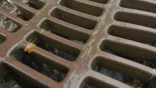 Zapíjení aneb když ve městě zaprší