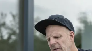 Tři v zahradě (4/8)