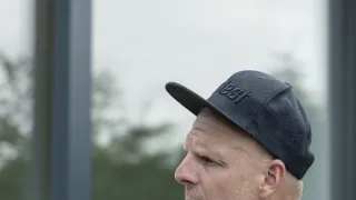 Tři v zahradě (4/8)