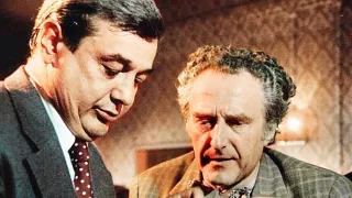 Kdo přichází před půlnocí