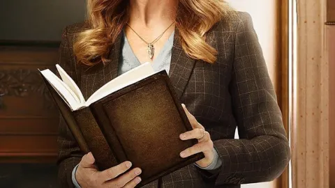 Zaprášené záhady (1/15)