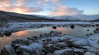 Laponsko: Příběh spících obrů