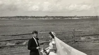John F. Kennedy: Muž a mýtus (1/2)
