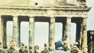 Konec války v barvě (4/5)