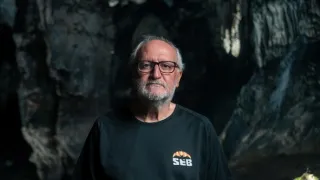 Lov na nejstarší DNA