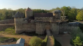 Guédelon : Jak se staví středověký hrad