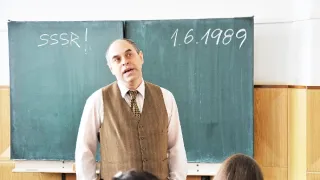 Probudím se včera