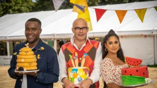 Peče celá Británie Junior VIII