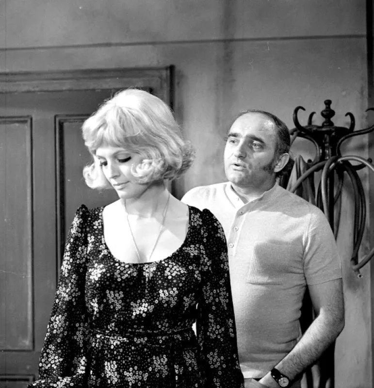 Zatykač na královnu, 1973 - fotogaléria