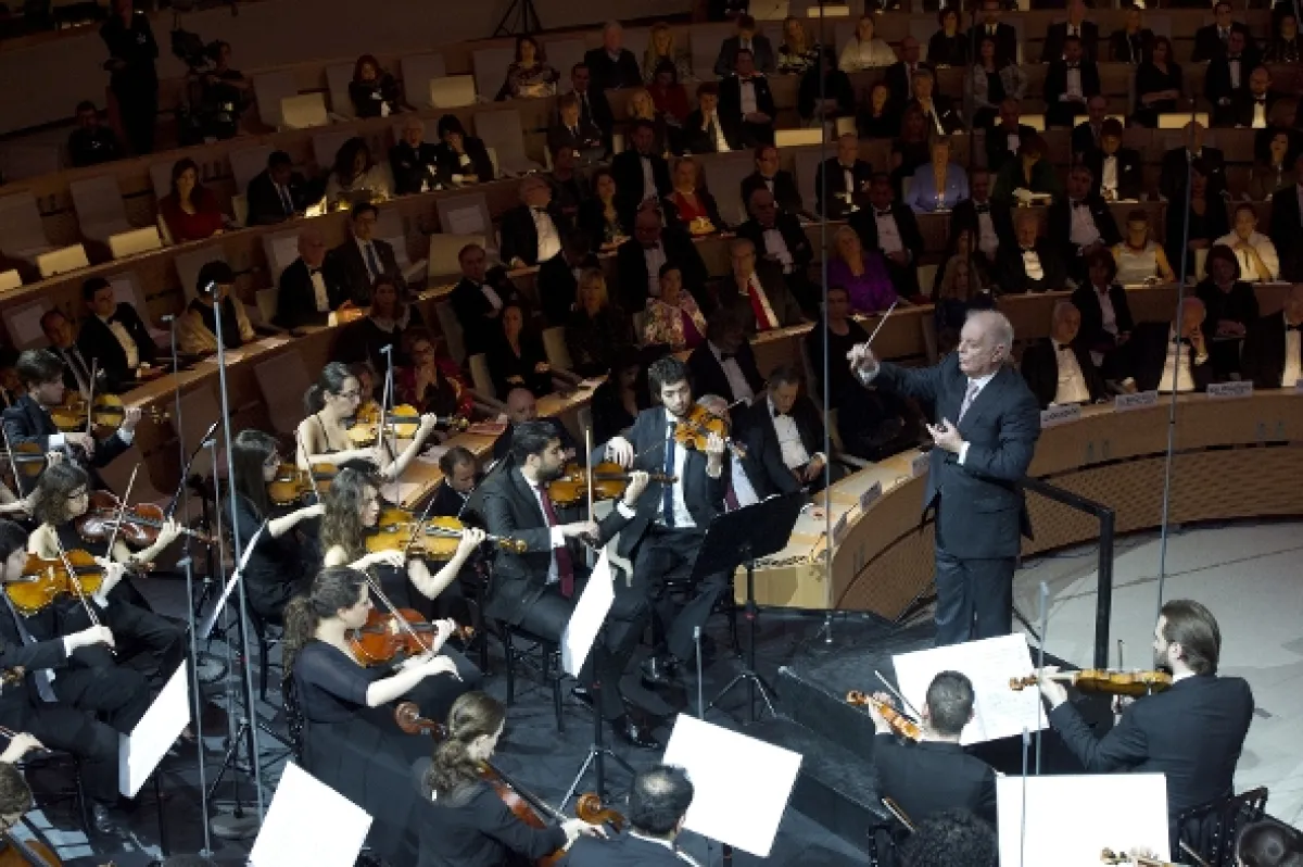 Barenboim diriguje Mozarta, 2015 - fotogaléria