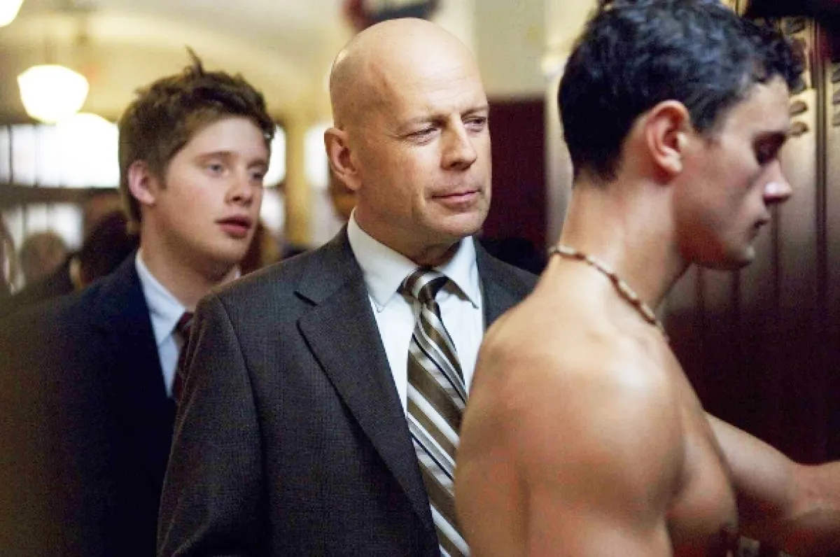 Atentát na strednej (The Sophomore / Assassination of a High School President) - fotogaléria