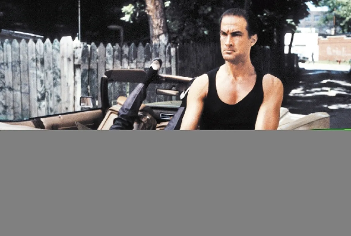 Nico - víc než zákon (Above The Law), 1988 - fotogaléria
