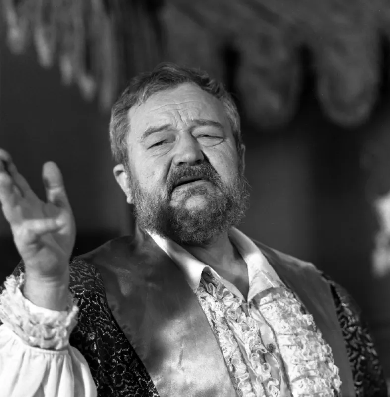 Král a žena, 1967 - fotogaléria