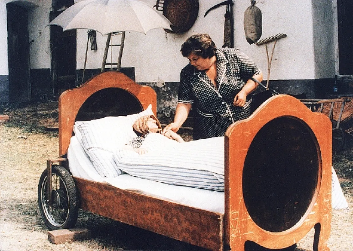 Slnko, seno, jahody (Slunce, seno, jahody), 1983 - fotogaléria