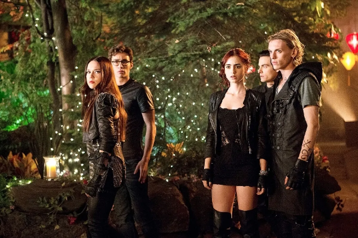 Nástroje smrteľníkov: Mesto z kostí (The Mortal Instruments: City of Bones), 2014 - fotogaléria