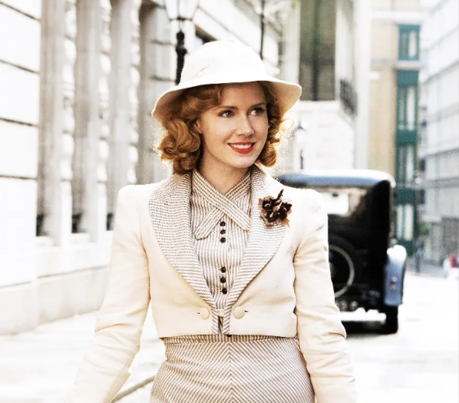 Velký den slečny Pettigrewové (Miss Pettigrew Lives for a Day), 2008 - fotogaléria