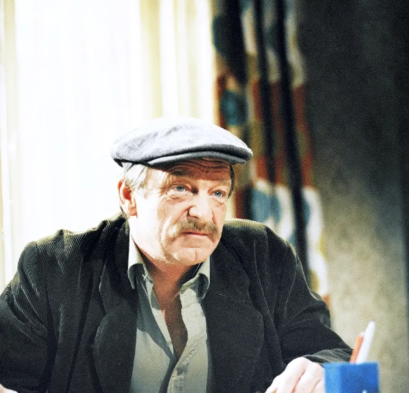 O mrtvých jen dobře, 1985 - fotogaléria