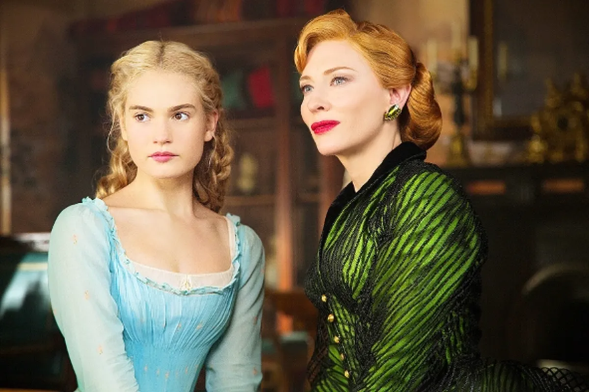 Popelka (Cinderella), 2015 - fotogaléria