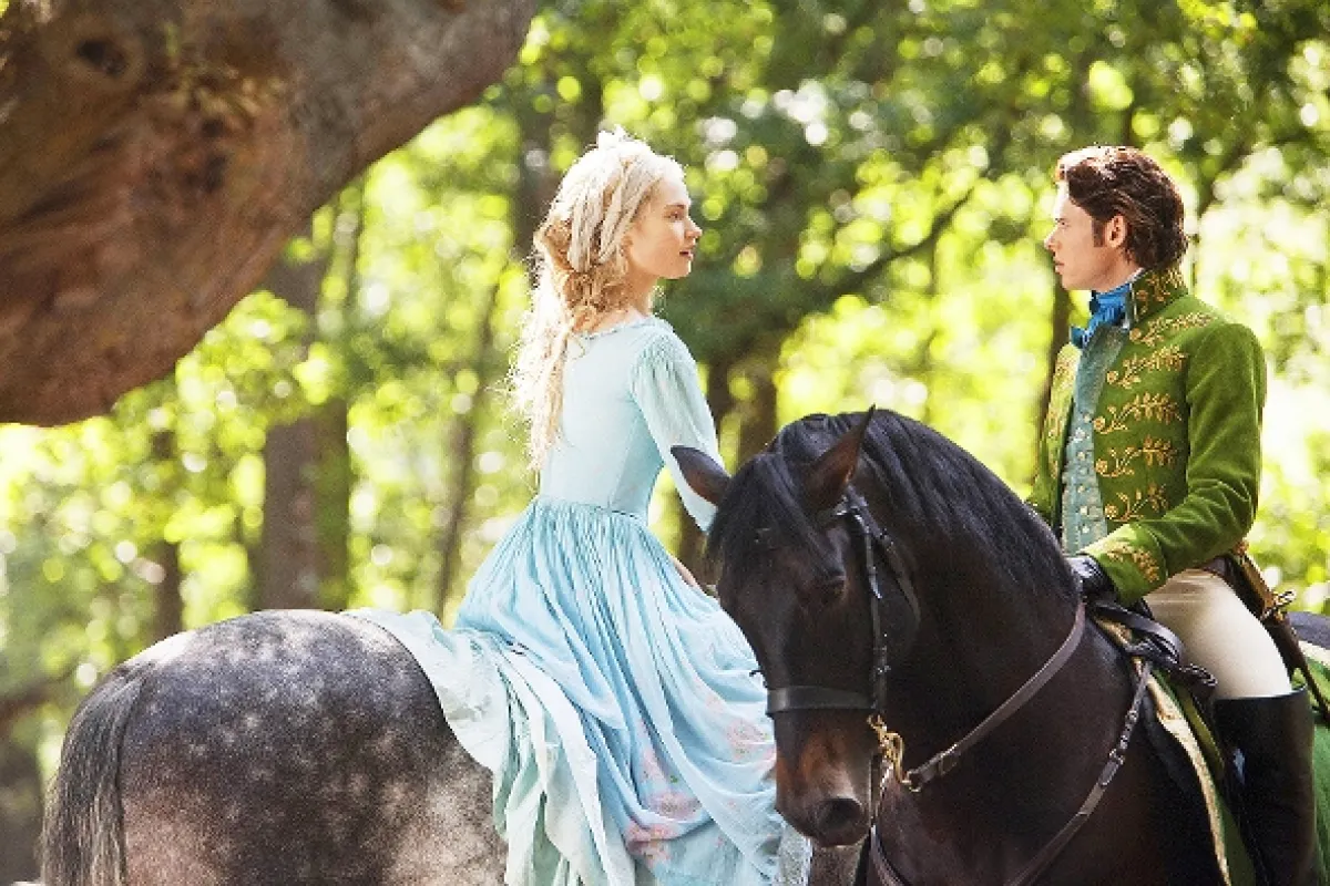 Popelka (Cinderella), 2015 - fotogaléria
