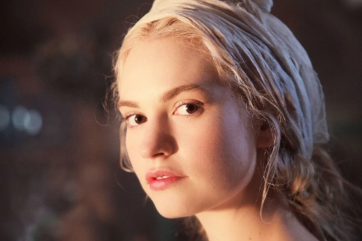 Popelka (Cinderella), 2015 - fotogaléria