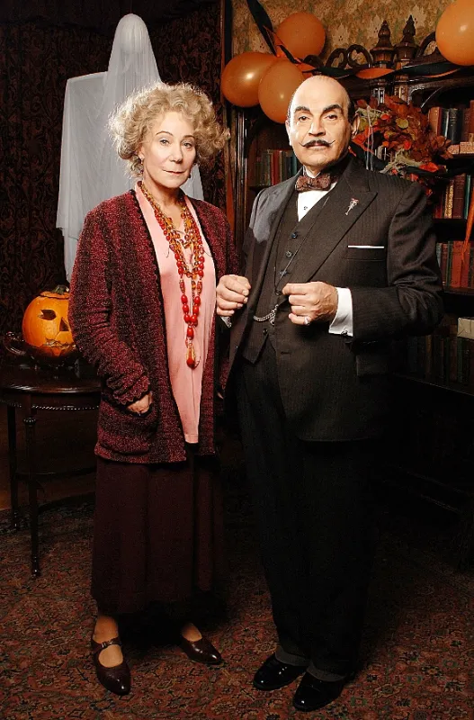Hercule Poirot (Hallowe'en Party), 2010 - fotogaléria
