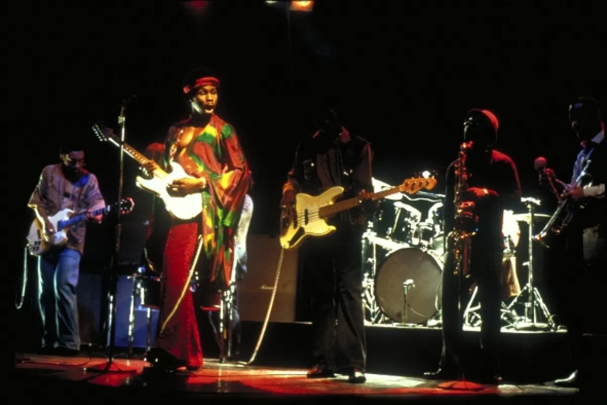 Hendrix, 2000 - fotogaléria